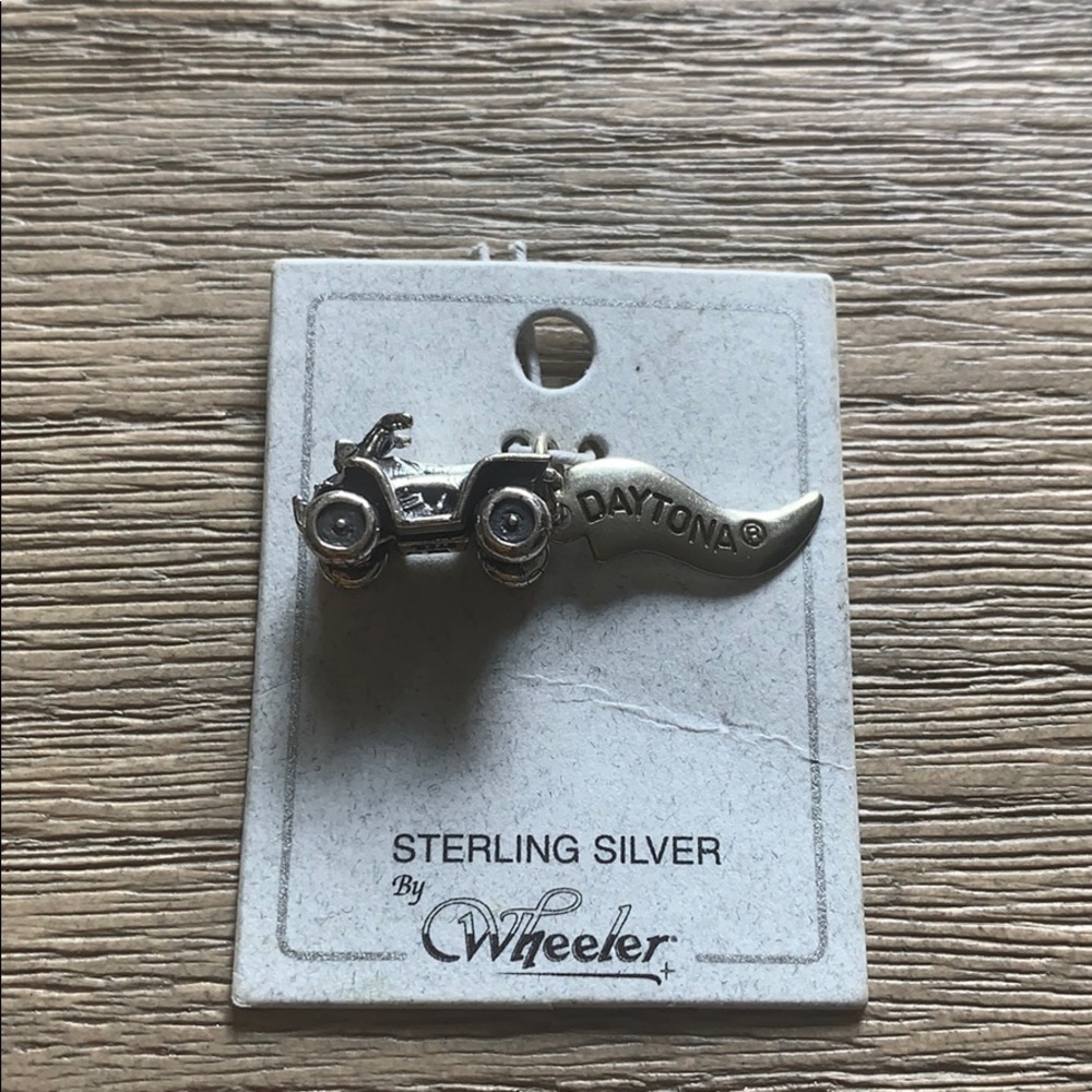 4 wheeler Daytona sterling silvercharm by Wheeler